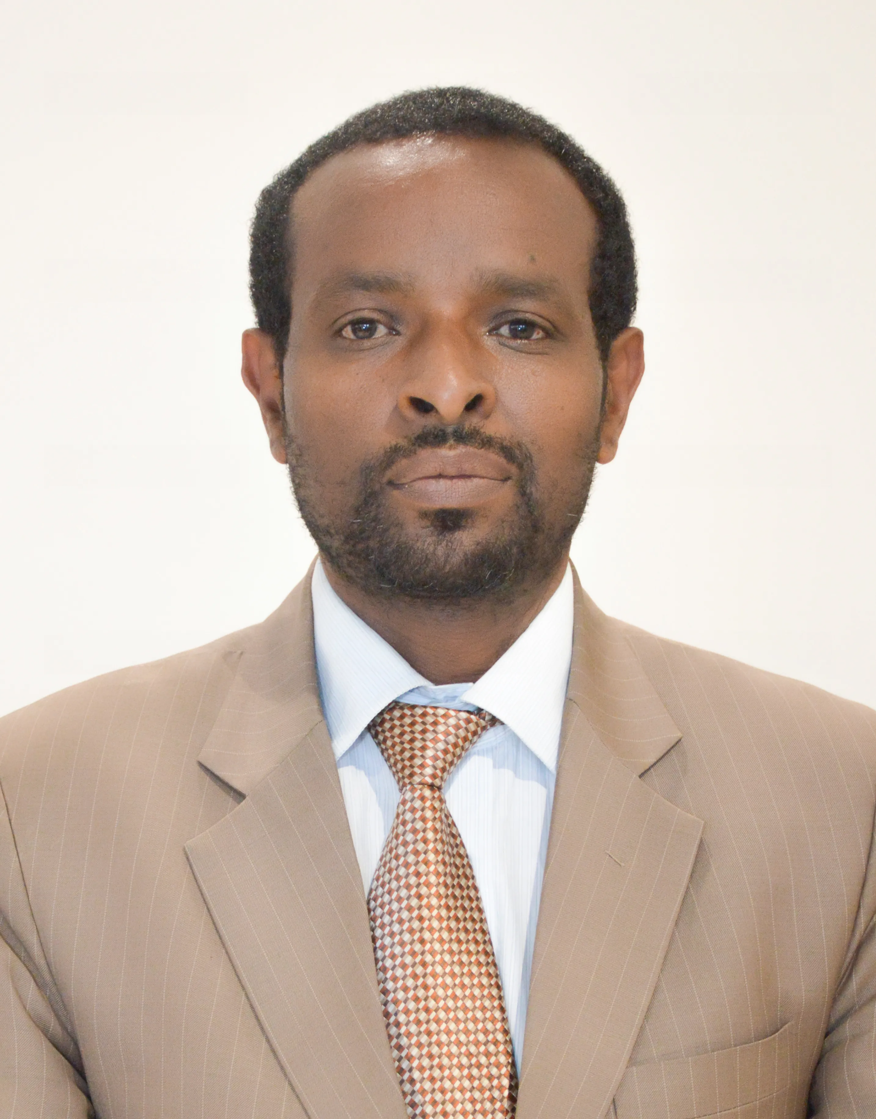 Dr Qaasiim Kimoo Qaabaloo