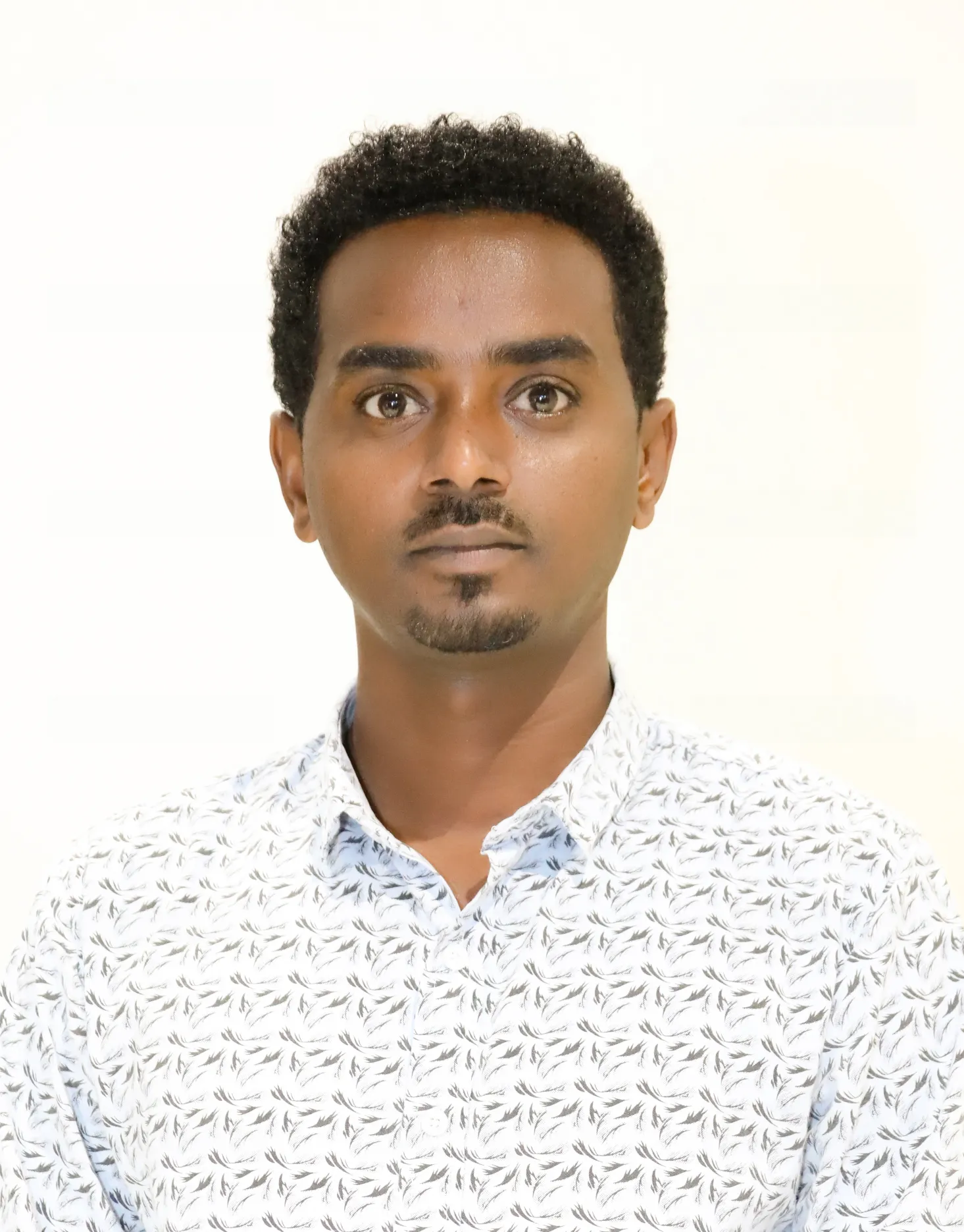 Shuumii Ayyaanoo Guutoo